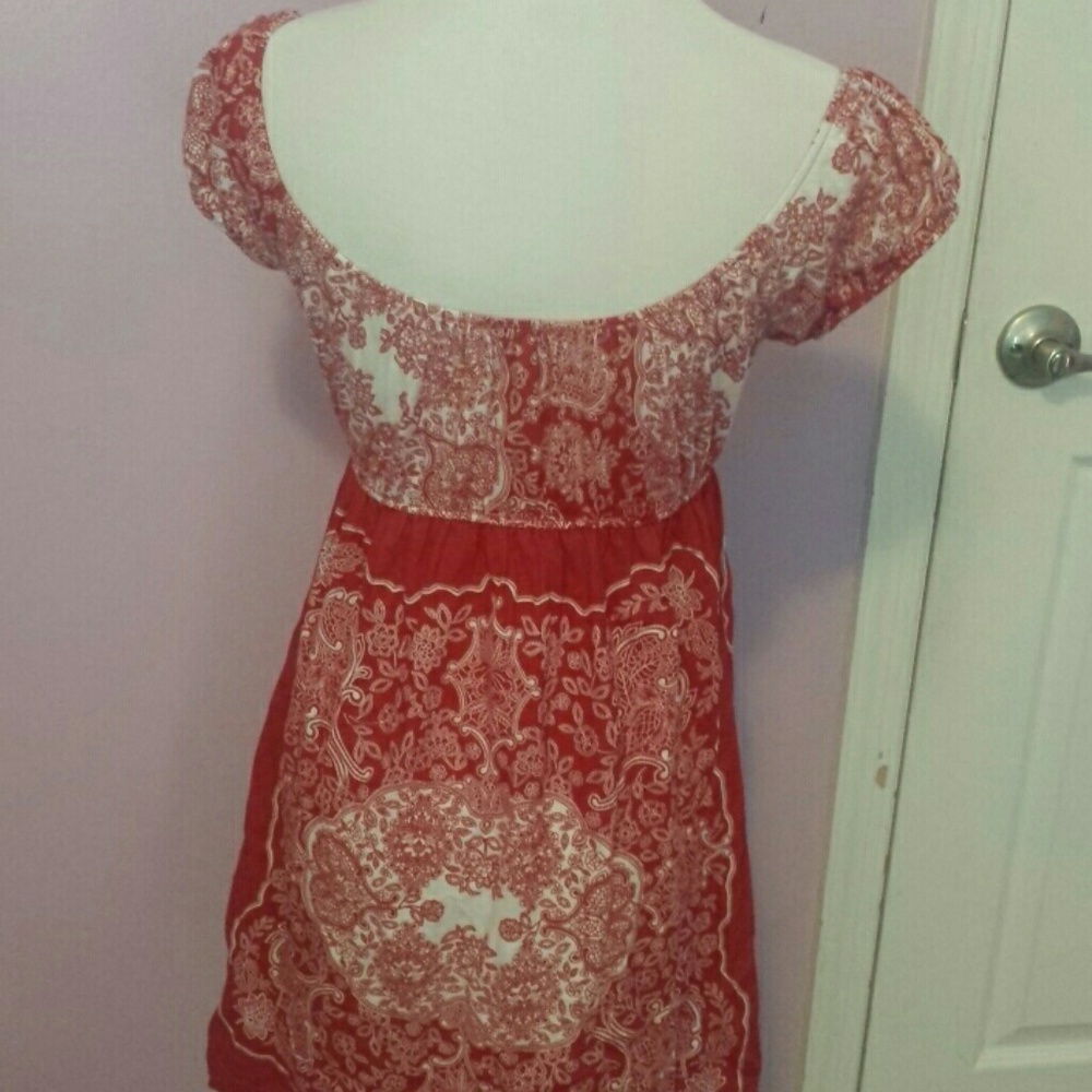 Dress - Picture 3 of 4